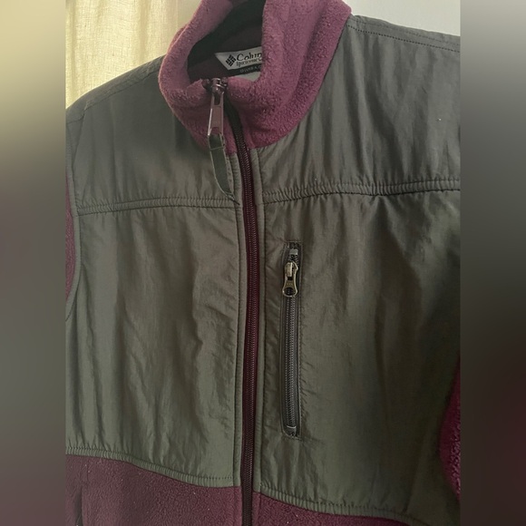 Columbia Zip-Up Fleece Jacket - Picture 4 of 8